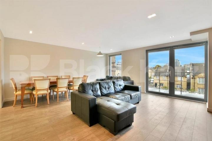 Modern 4 bedroom within a new development close to shoreditch Park Mintern Street, Shoreditch Park